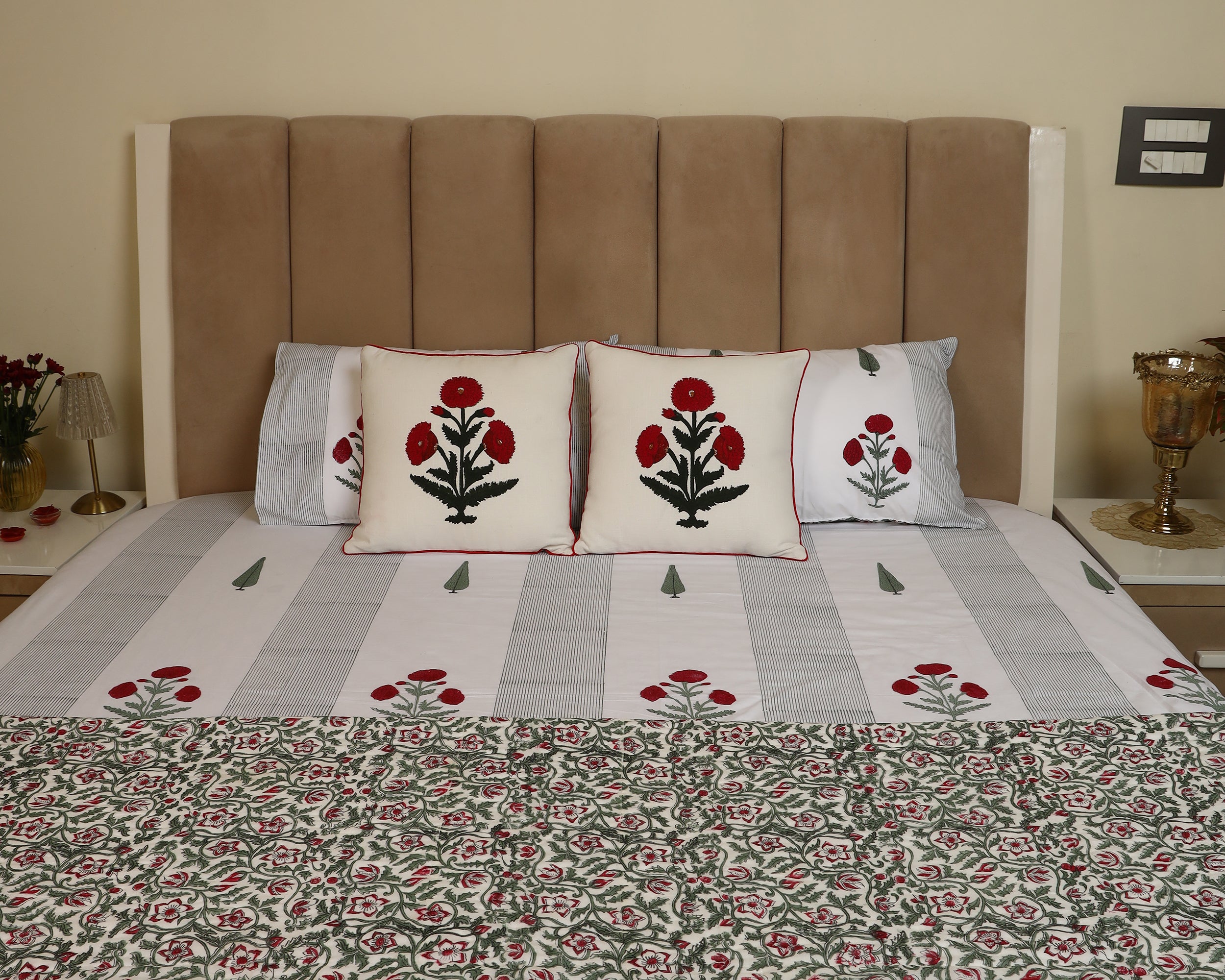Maroon Wild Poppy Fiels Quilt