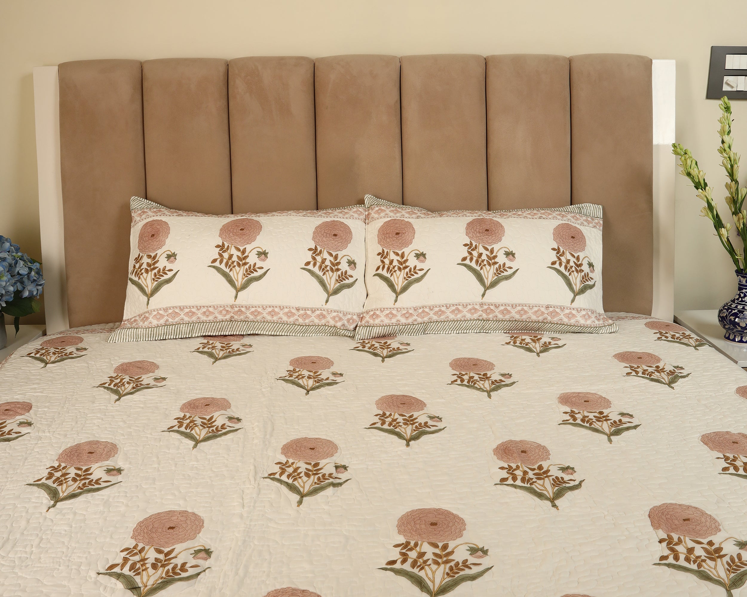 Floral Majesty Quilted bedcover Reversible