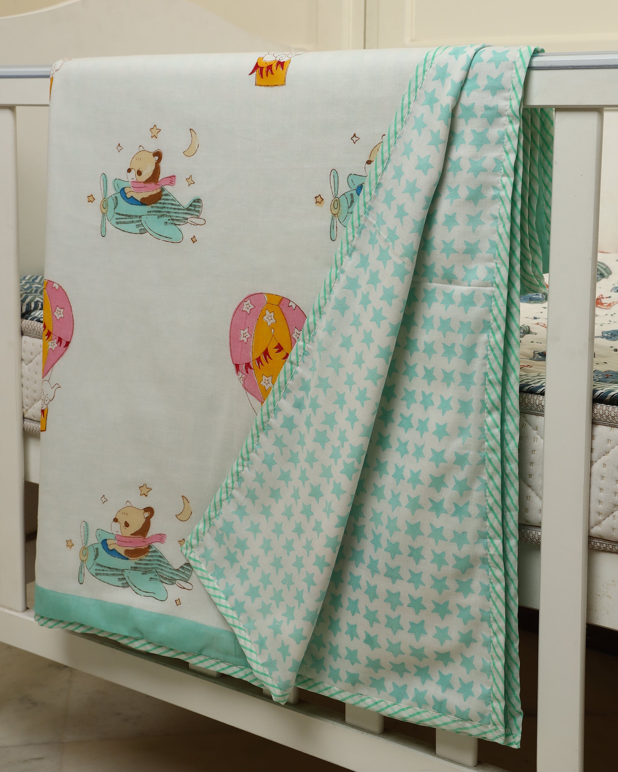 Dreamland Hot Air Balloon Reversible  Kids Dohar